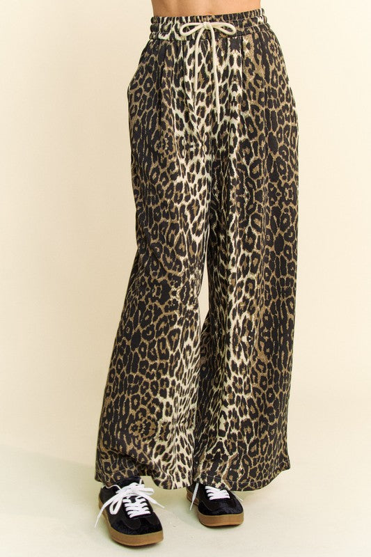 Davi & Dani Leopard Wide Leg Pants