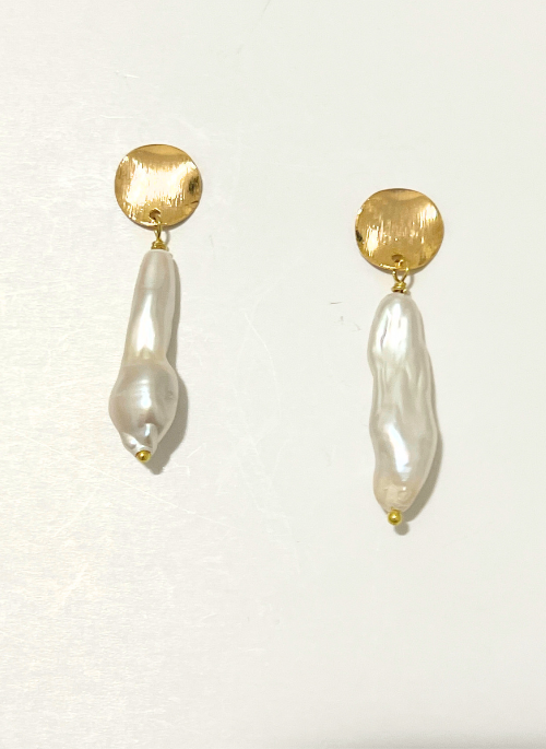 Jeanna Baroque Pearl Earrings Gold