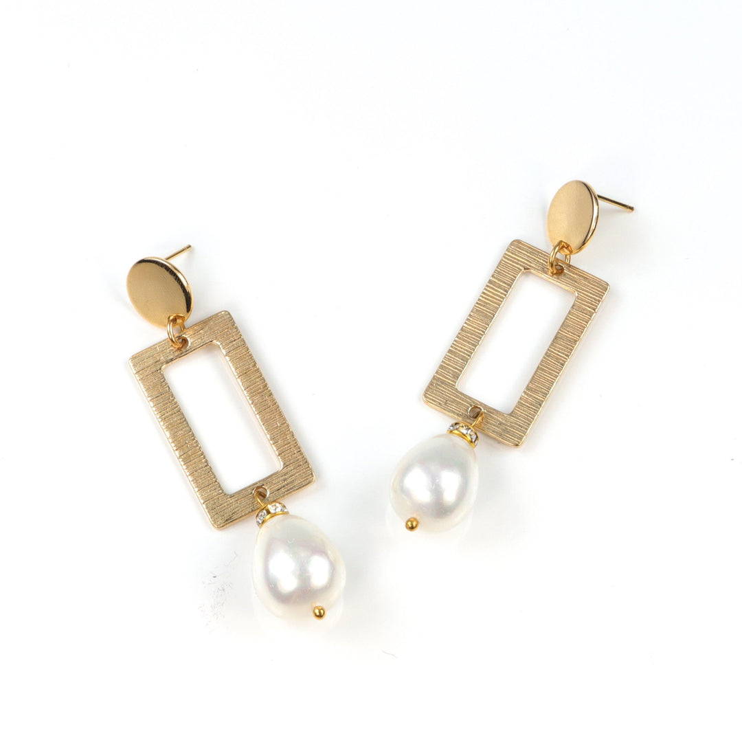 Jana Gold and Pearl Earrings - Gifting Brands